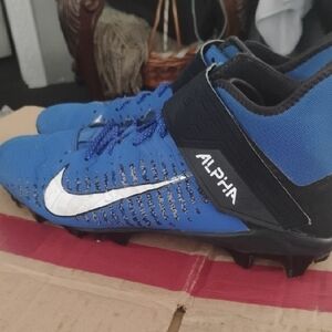 Nike Alpha Menace 2 Men's Football Cleats